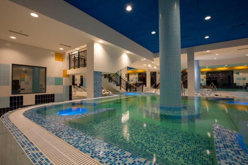 הוסטל Ada Adica Prenociste Sport Wellness Centar - Bazeni מראה חיצוני תמונה